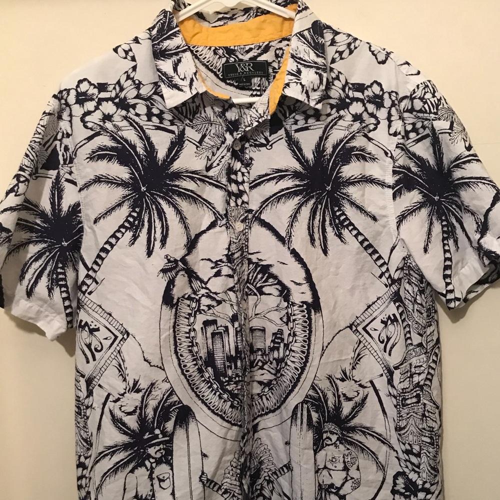 Young and Reckless fitted Hawaiian print shirt.